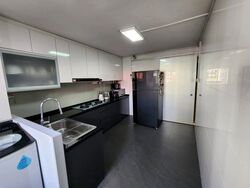 Blk 241 Jurong East Street 24 (Jurong East), HDB 3 Rooms #592998901